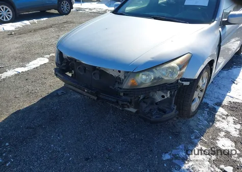 2009 Honda Accord 2.4 Ex-L z USA, uszkodzony, nr VIN 1HGCP26809A096724